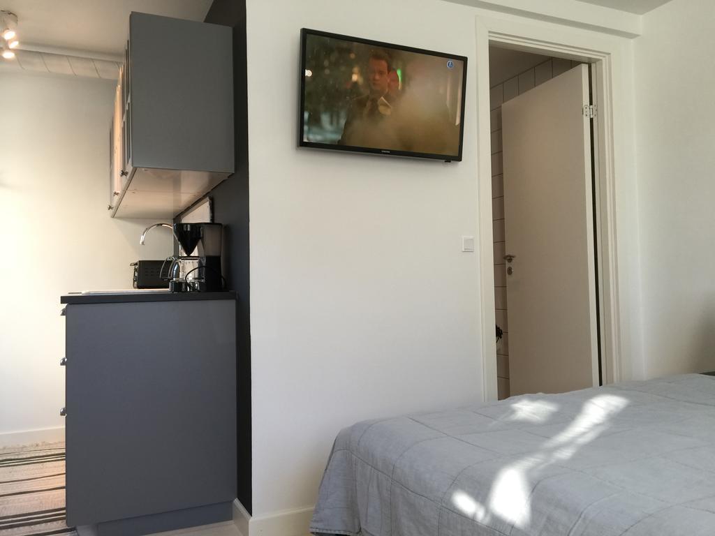 Dragondrum Bed & Kitchen Ullerslev エクステリア 写真